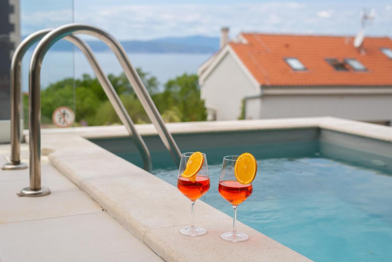 Solis Lacus Modern - Private Heated Pool - Smart Tv Sky X - Free Parking Apartment Njivice