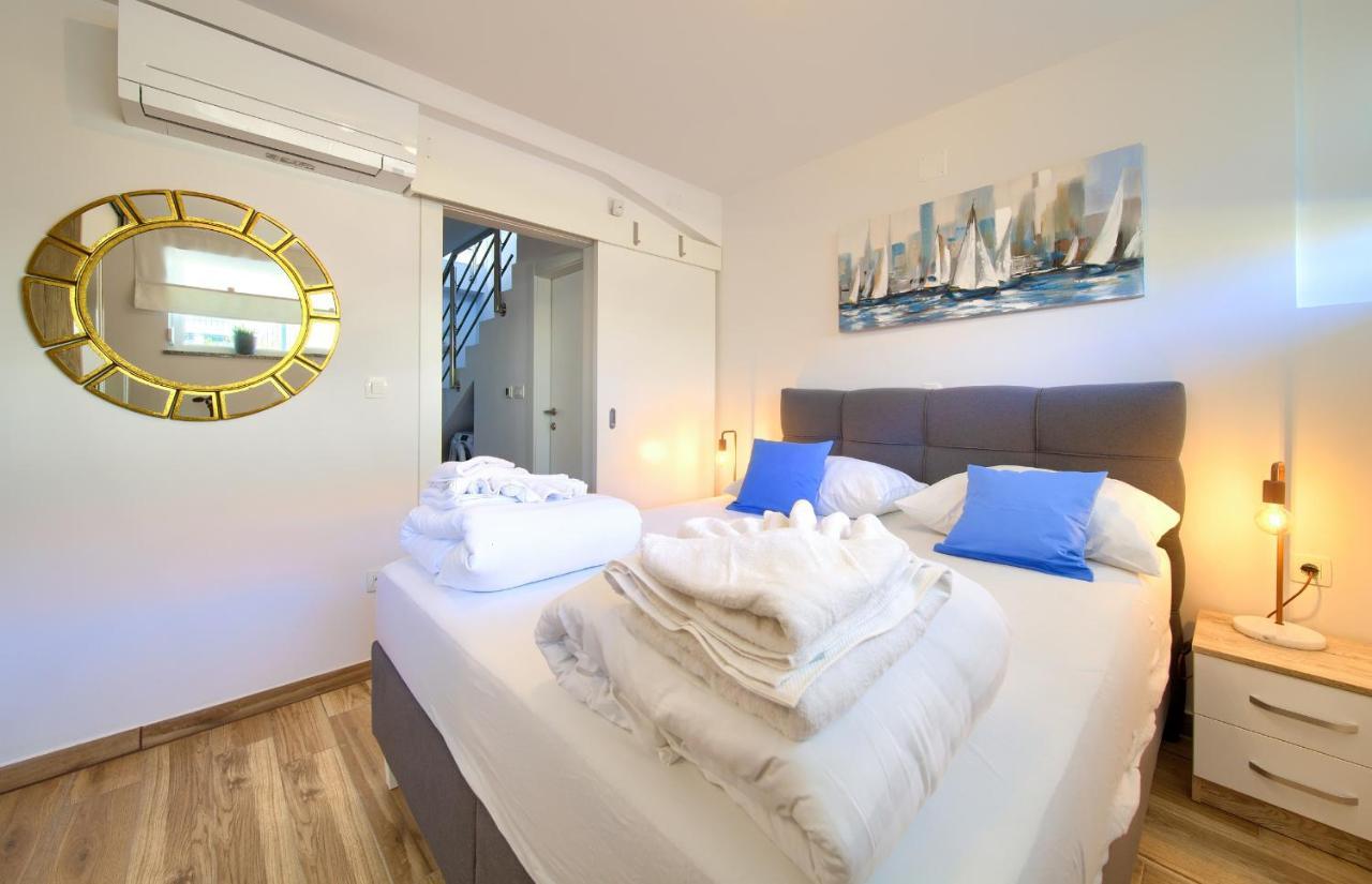 Solis Lacus Modern - Private Heated Pool - Smart Tv Sky X - Free Parking Apartment *