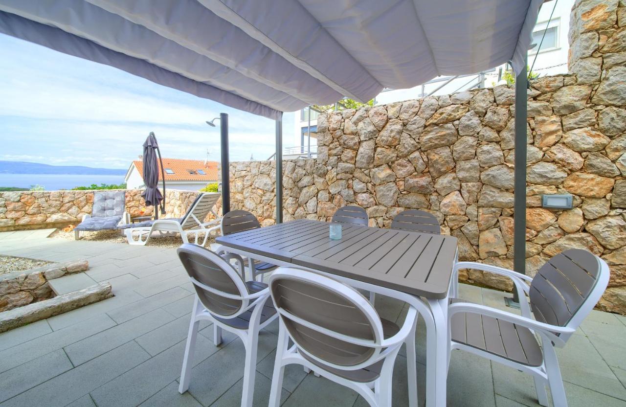 Solis Lacus Modern - Private Heated Pool - Smart Tv Sky X - Free Parking * Njivice