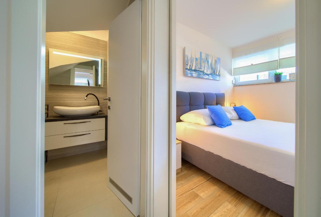 Solis Lacus Modern - Private Heated Pool - Smart Tv Sky X - Free Parking Apartment *